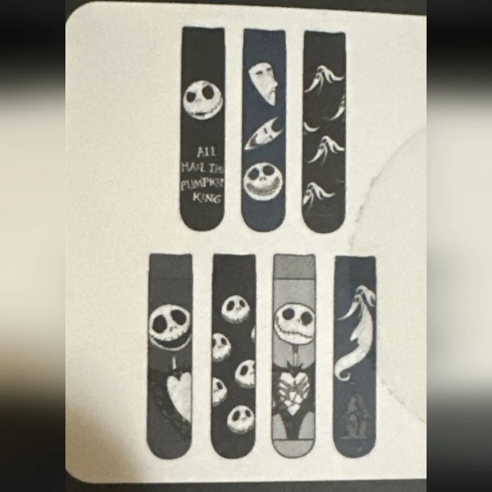 The Nightmare Before Christmas 7 Days Of Cozy Socks Men's Size 6-12 NWT CH-BIN